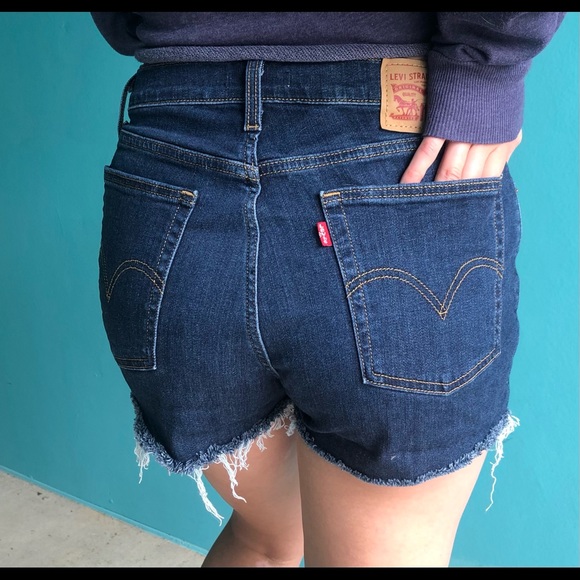 Levi's high rise jean shorts! - Picture 4 of 5